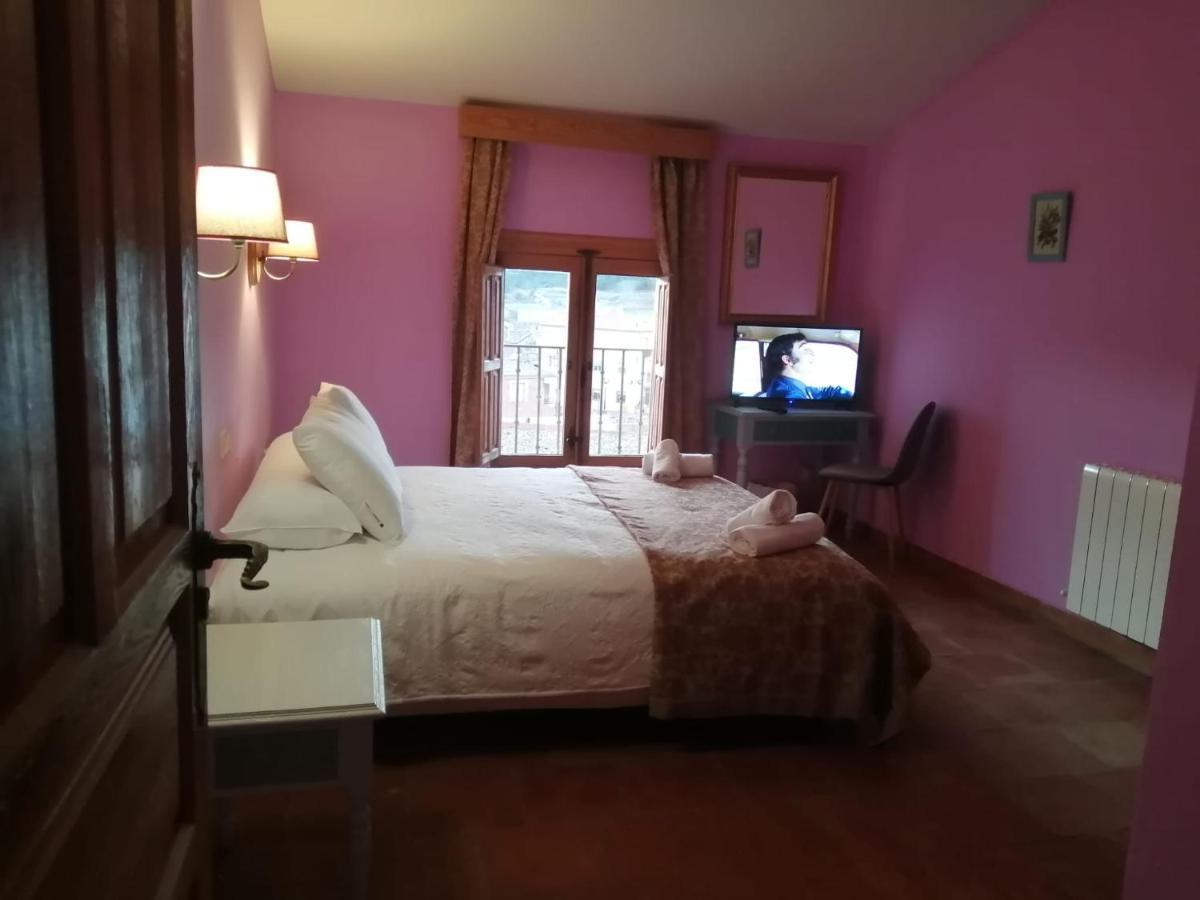 Hotel Rio Escabas, Serrania De Cuenca Canamares Ngoại thất bức ảnh